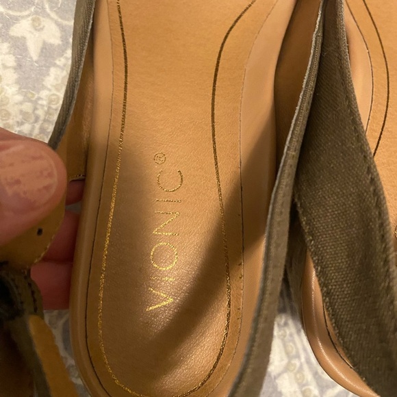Vionic Canvas Back-Strap Wedges Coralina Olive Sling Back Summer Spring 7.5 Size - Picture 5 of 7